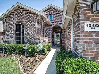 4 bed, 1661 sqft, $2,800 — Photo 2