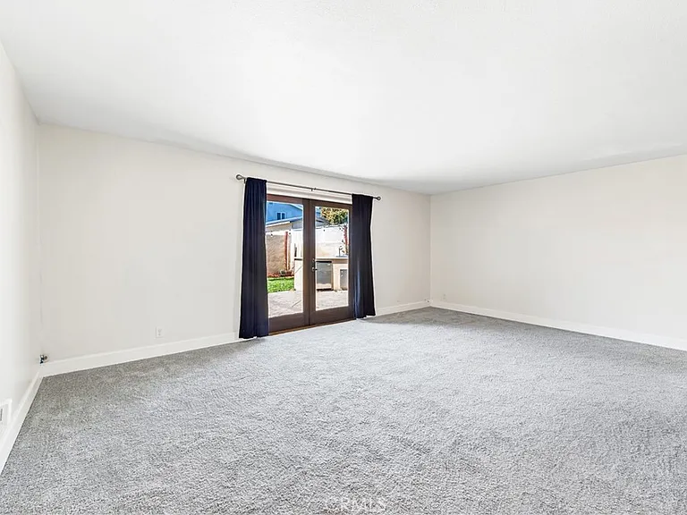 16311 Woodstock Ln — Photo 20