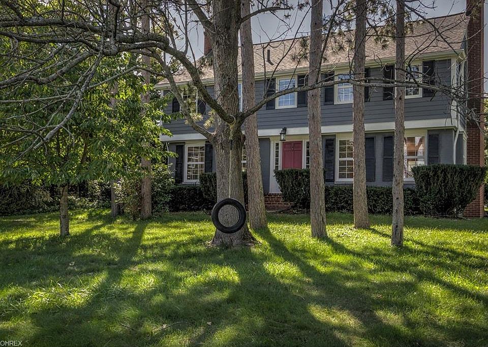 1st image of 2400 Danbury Ln