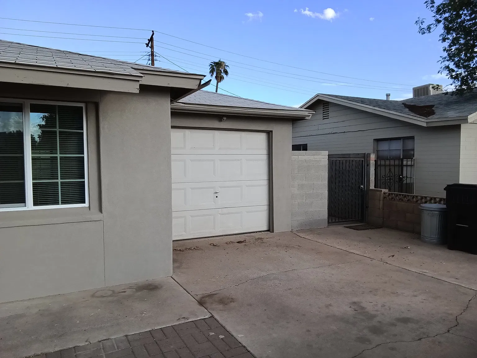 Home Near 35th Ave And Bethany Home — Photo 2