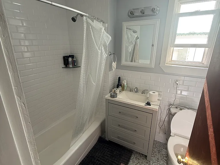 65 Elton Ave #61 — Photo 6