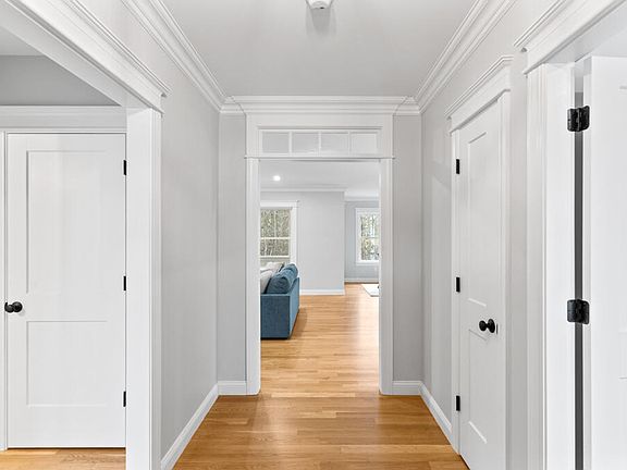 3rd image of 37 Paulsen Drive