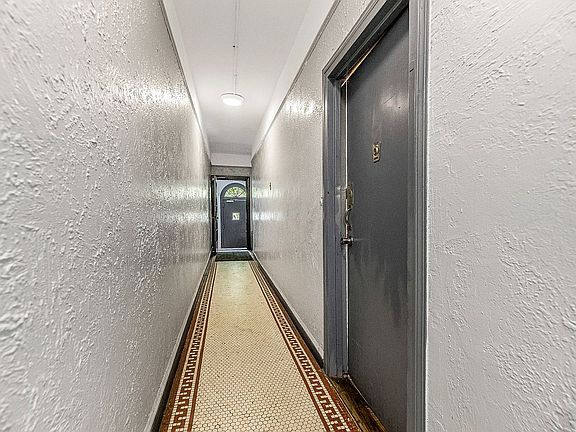 5th image of 721 E 242nd St