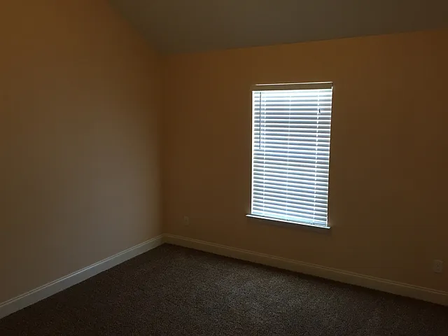 83 Ristona Dr — Photo 17