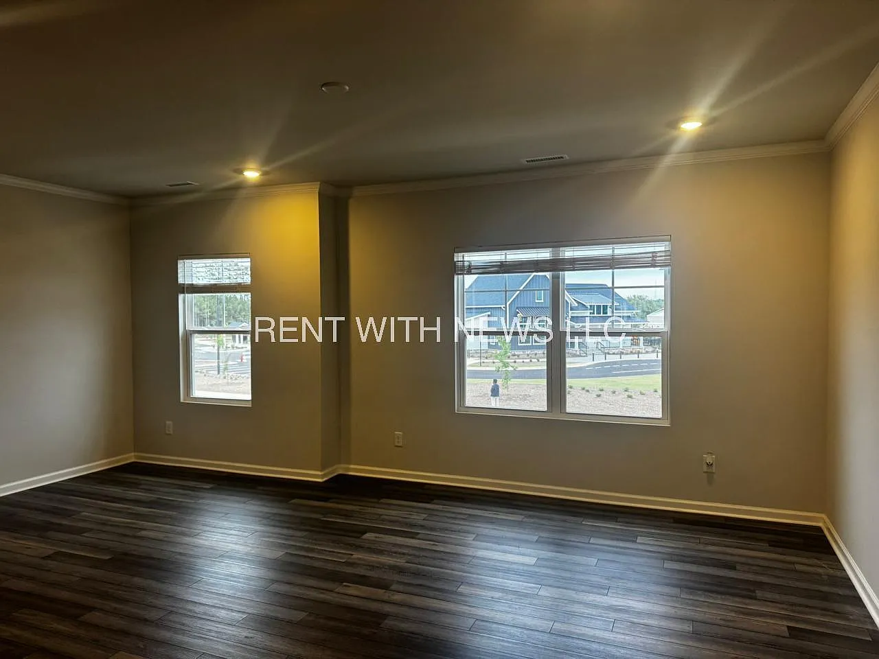 4 bed, 3.5 bath, 2143 sqft, $2,195 — Photo 4