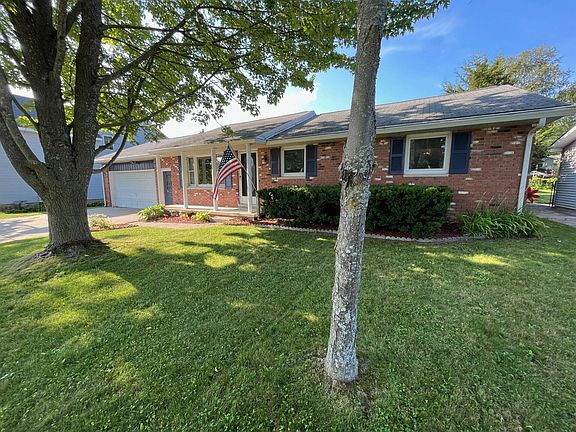 2nd image of 547 Plymouth Dr