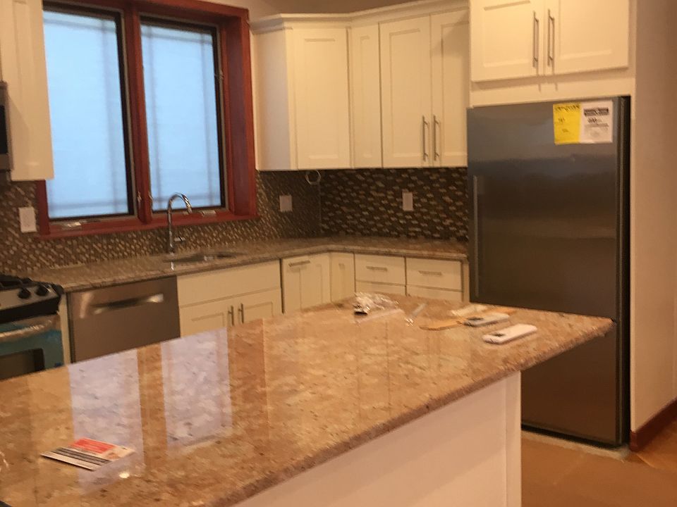2nd image of 1120 Williams Ct #1