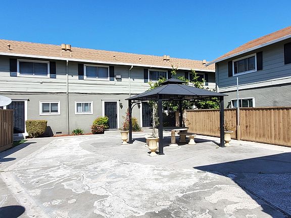 3rd image of Lafayette Santaclara