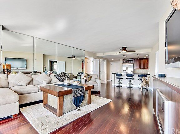 5th image of 700 E Ocean Blvd Unit 2906