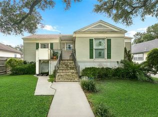 1620 King Dr, New Orleans, LA 70122