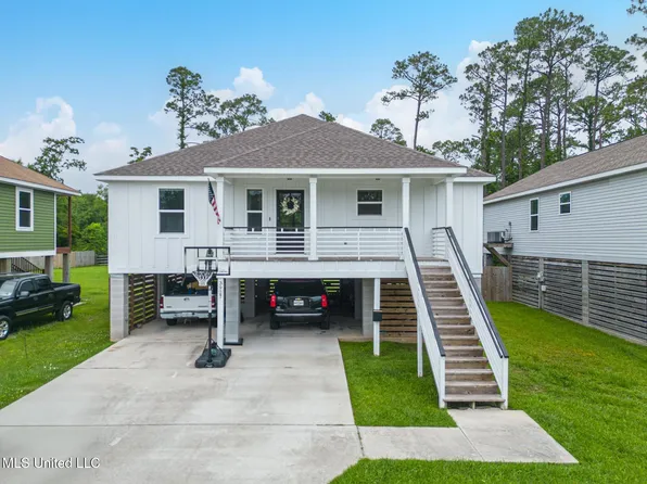 3927 Washington Ave, Gulfport, MS 39507