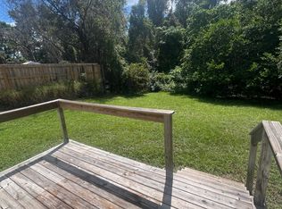 172 NW Gwen Lake Ave APT 102, Lake City, FL 32055