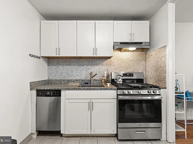 7244 Donnell Pl #D-2 — Photo 5