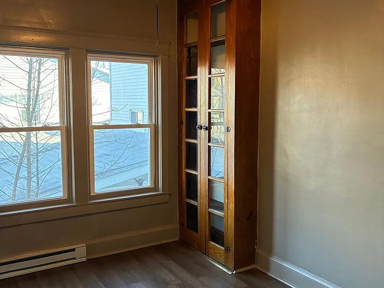 206 Lincoln Way E — Photo 12