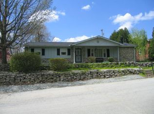 802 Fairwood Dr, Monticello, IN 47960
