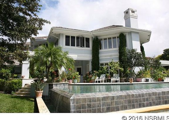 4th image of 2006 Dune Cir