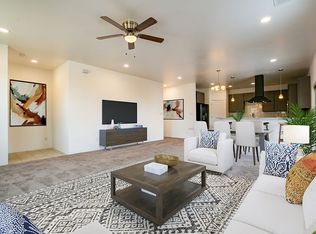 3066 Dobbins Way, Santa Fe, NM 87507