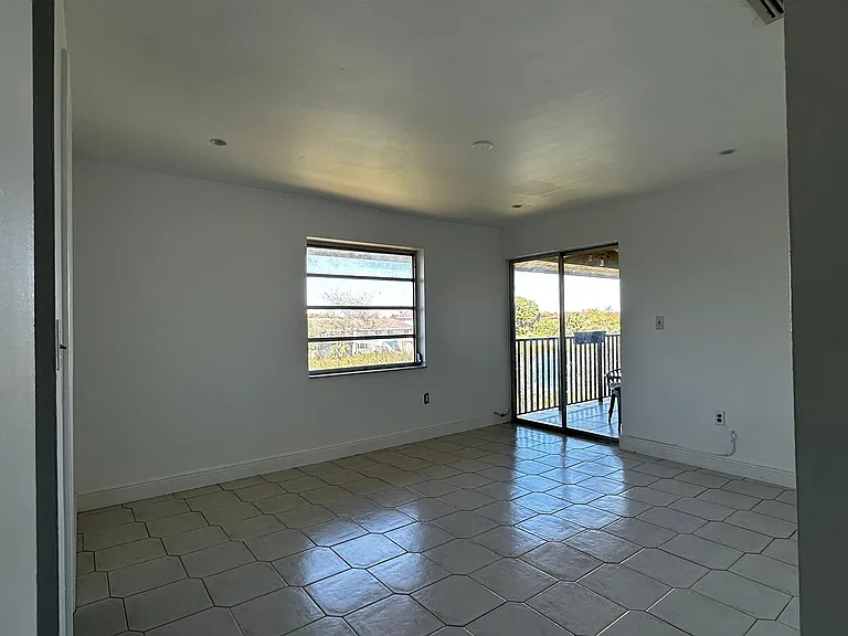 15470 SW 82nd Ln #332 — Photo 11
