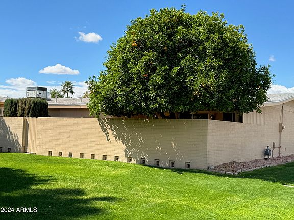 3rd image of 9749 N 105TH Drive