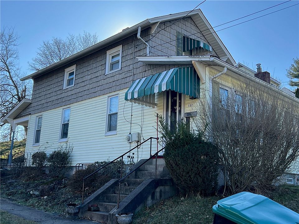 2nd image of 137 Vista St