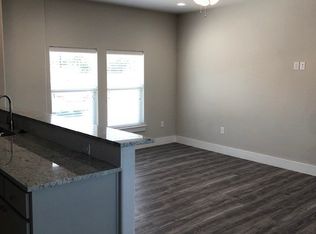 1121 Bernard St #102, Denton, TX 76201
