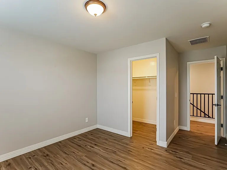 4819 W Saint Anne Ave — Photo 14