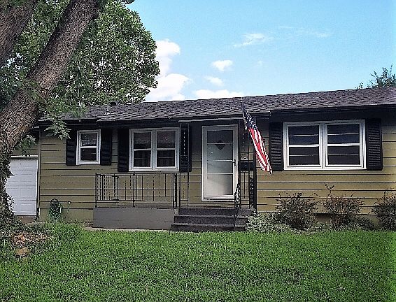 4th image of 1059 Cedar St