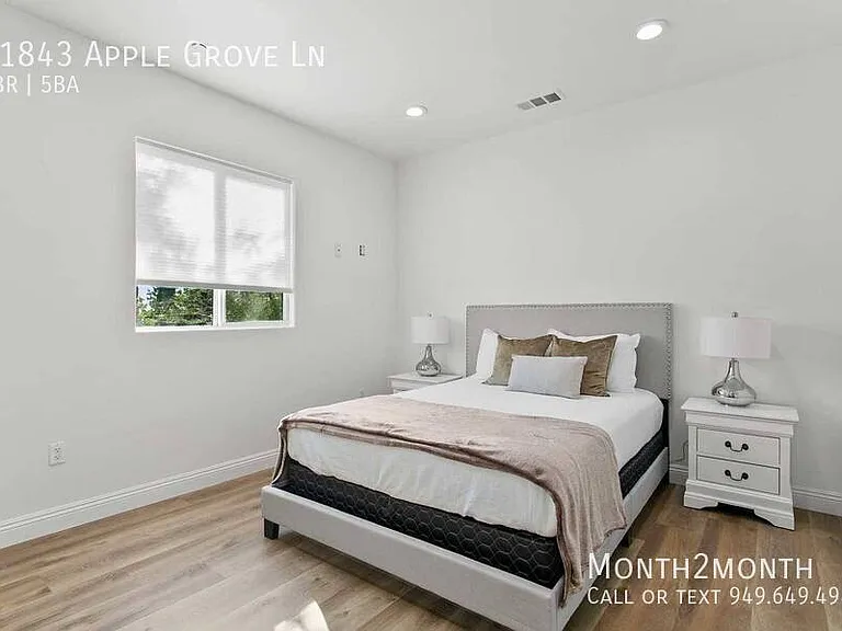 11843 Apple Grove Ln — Photo 12