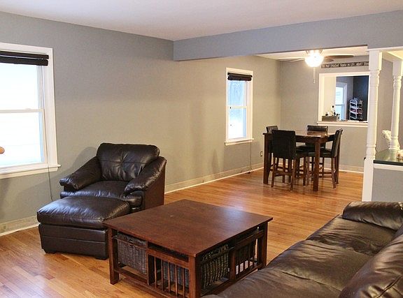 4th image of 2807 18th Ave