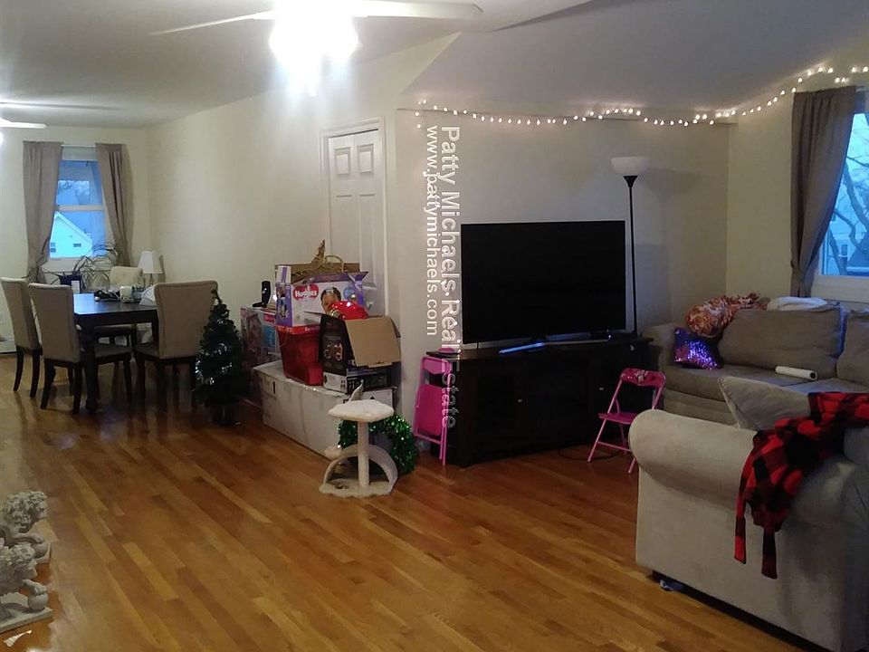 222B Riverside Ave. Medford Shared Unit Photo 1
