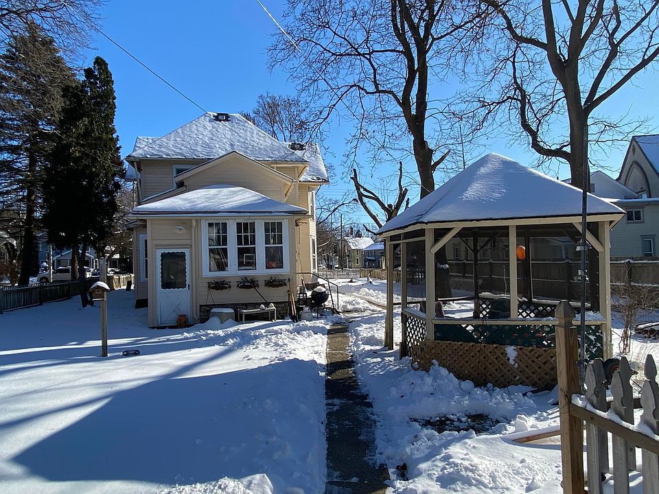 2nd image of 409 Milton Ave