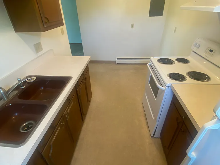 423 11th St N #5 — Photo 7