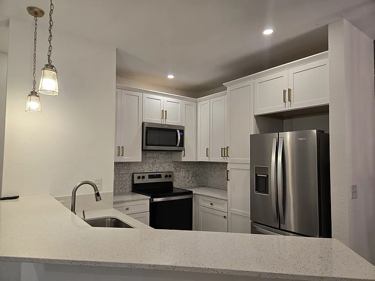 60 Fenwick Hall Aly #336-unit 336 — Photo 5
