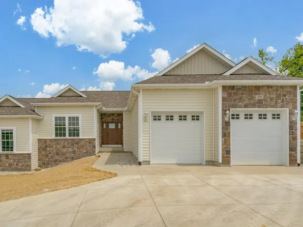 205 Ridgeview Dr, Battle Creek, MI 49015