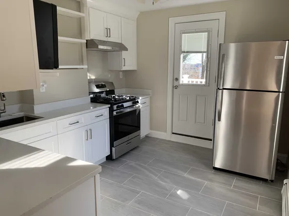 (undisclosed Address), Roslindale, MA 02131