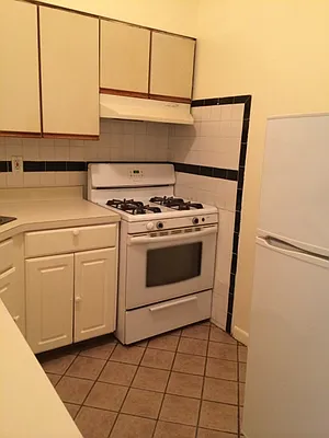 Rented by Nilou & Associates Realty Corp.  | media 5