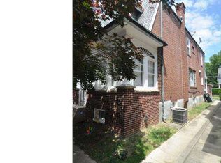 1539 Locust St, Reading, PA 19604