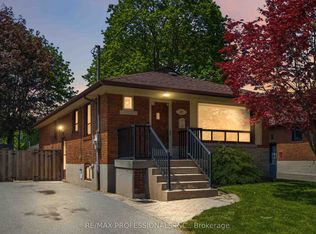 28 Chandler Dr, Toronto, ON M1G 1Z2