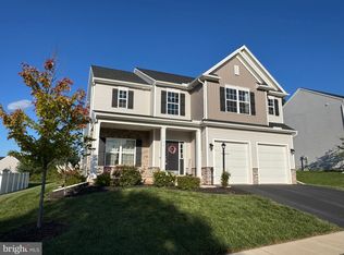 195 Scarlet Oak Dr, Etters, PA 17319