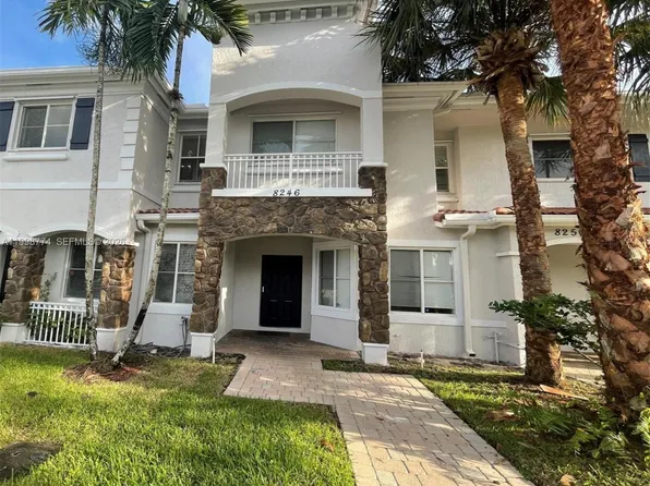 8246 SW 27th St #103, Hollywood, FL 33025