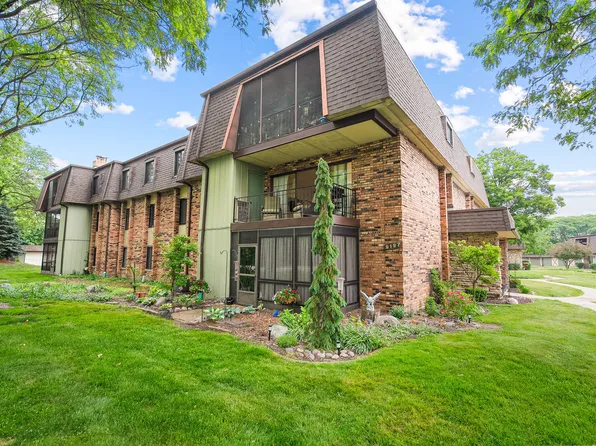 9197 North Rd APT C, Palos Hills, IL 60465