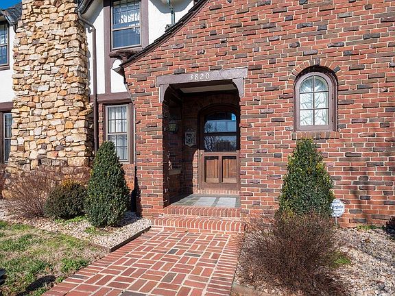 5th image of 3820 Peakland Pl