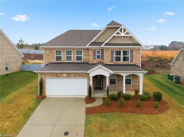 4534 Jasper Ridge Dr, Clemmons, NC 27012