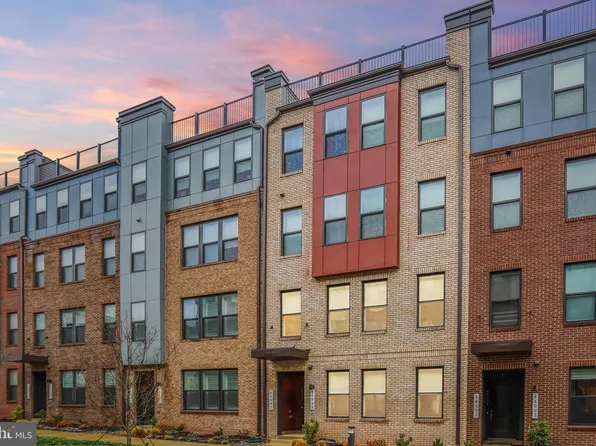 44499 Wolfhound Sq, Ashburn, VA 20147