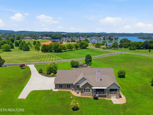 123 Volunteer Blvd, Vonore, TN 37885