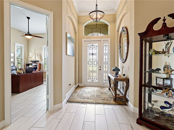 2nd image of 4813 Four Lakes Cir SW