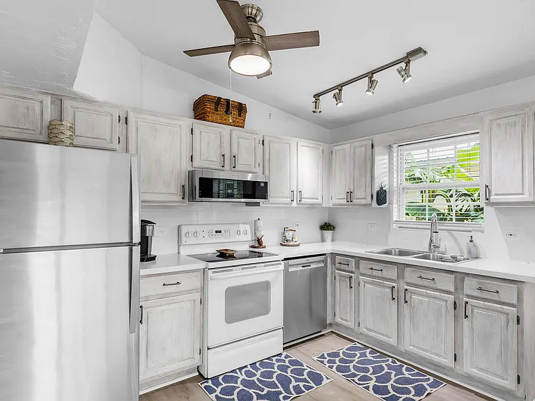 52 Bonefish Ave — Photo 7