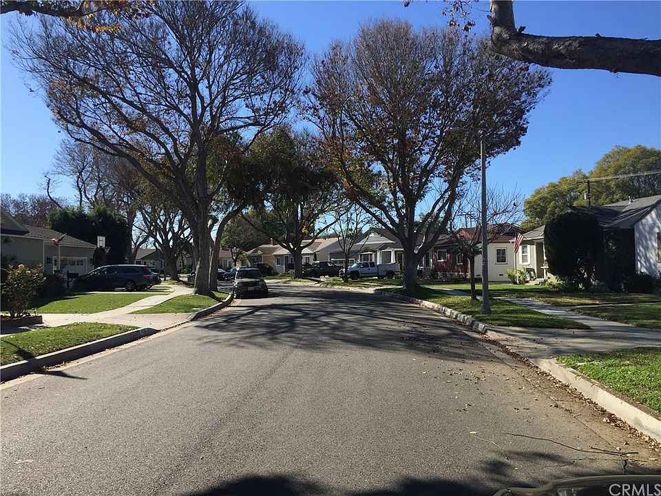 2nd image of 5214 S Saint Andrews Pl