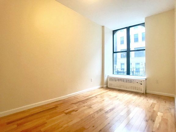 2nd image of 105 W 113th St APT 1B