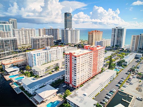 2nd image of 3161 S Ocean Dr APT 809